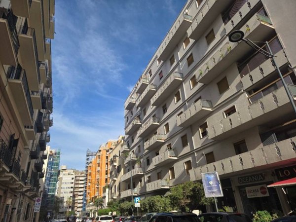 appartamento in vendita a Palermo in zona Libertà