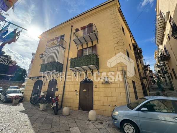 appartamento in vendita a Palermo in zona Centro storico