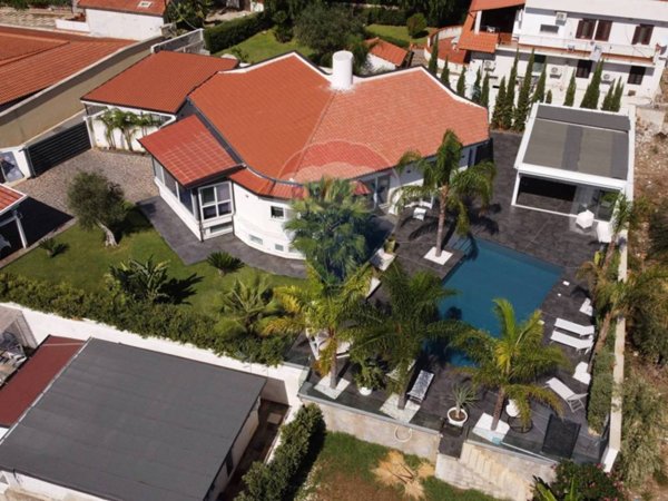 casa indipendente in vendita a Palermo in zona Mondello