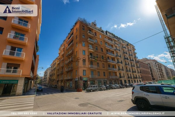 appartamento in vendita a Palermo in zona Libertà