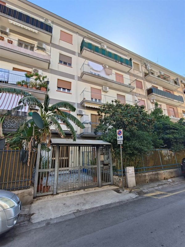 appartamento in vendita a Palermo in zona Uditore