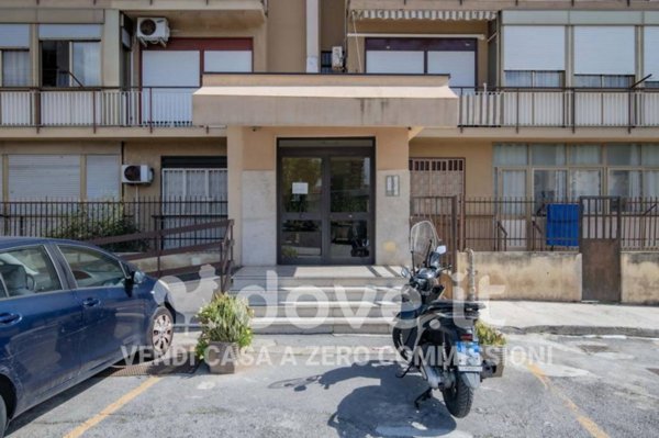 appartamento in vendita a Palermo in zona Montegrappa / Santa Rosalia