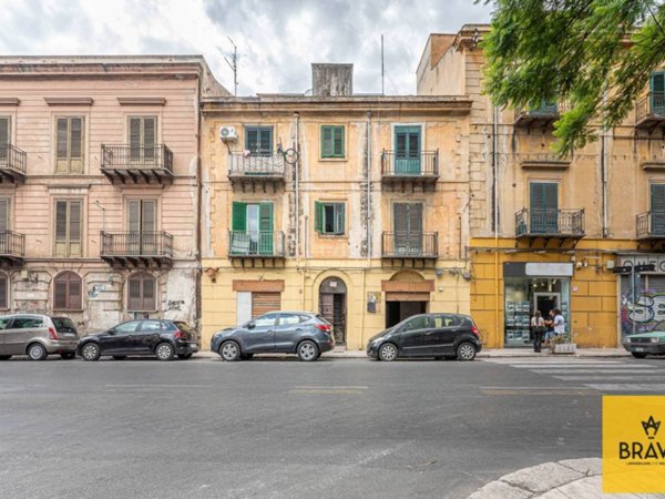 negozio in vendita a Palermo in zona Oreto