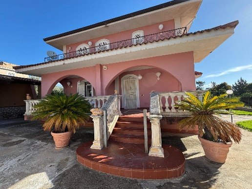 appartamento in vendita a Palermo in zona Mezzomonreale