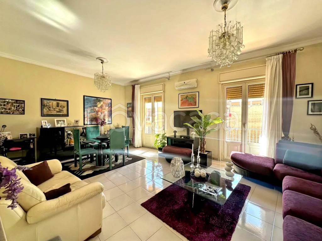 appartamento in vendita a Palermo in zona Zisa