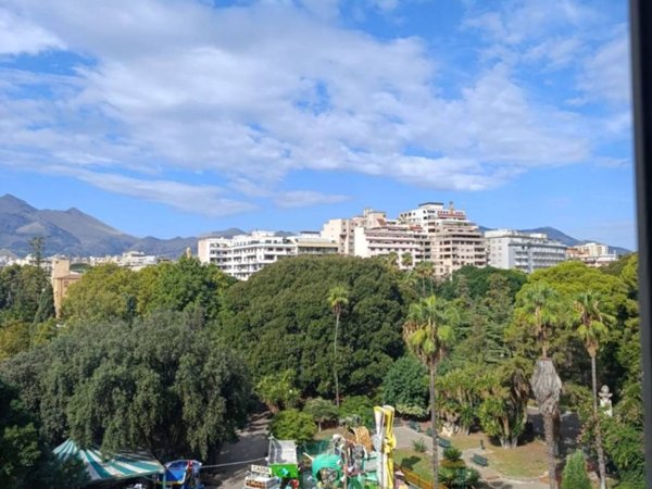 appartamento in vendita a Palermo in zona Libertà