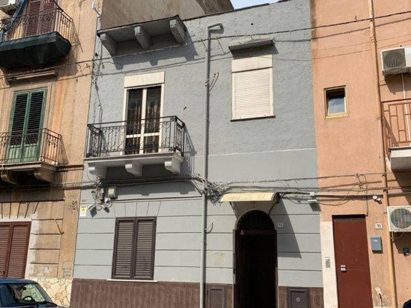 appartamento in vendita a Palermo in zona Montegrappa / Santa Rosalia