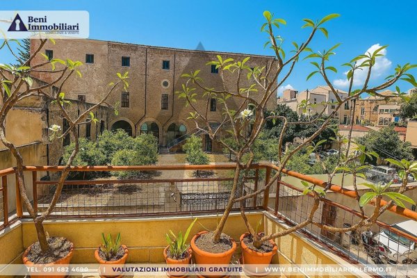 appartamento in vendita a Palermo in zona Centro storico