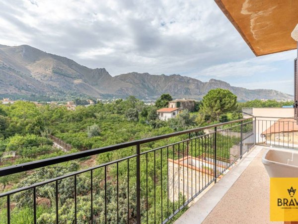 appartamento in vendita a Palermo in zona Chiavelli