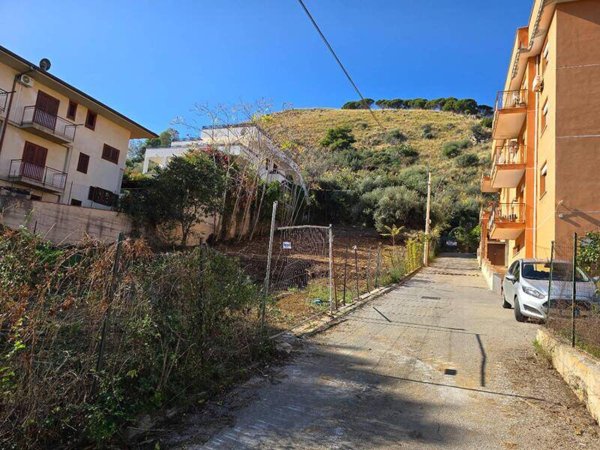casa indipendente in vendita a Palermo in zona Passo di Rigano