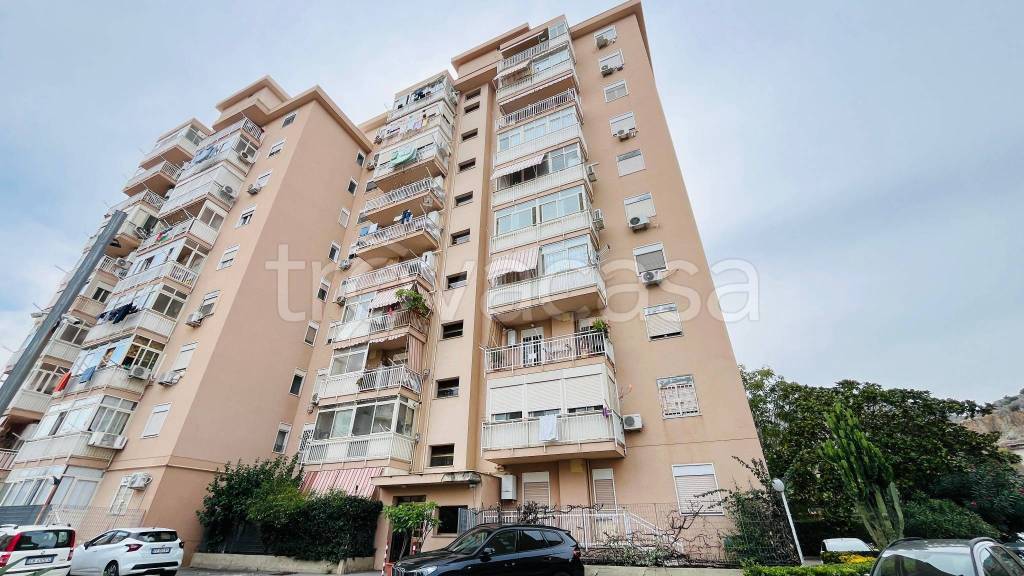 appartamento in vendita a Palermo