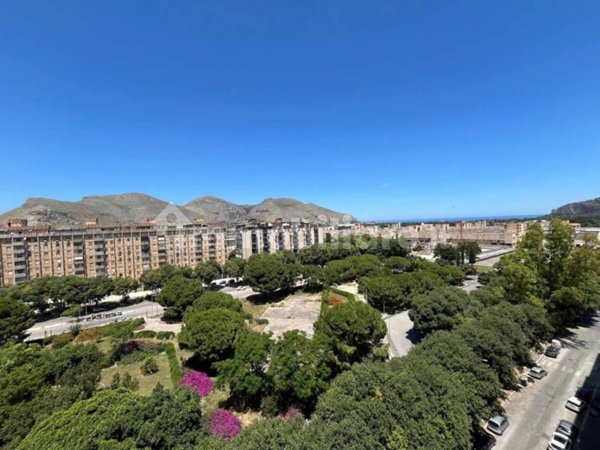 appartamento in vendita a Palermo