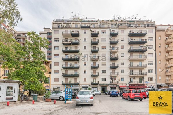 appartamento in vendita a Palermo in zona Montegrappa / Santa Rosalia