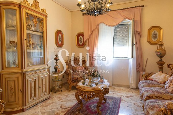appartamento in vendita a Palermo in zona Villagrazia/Falsomiele