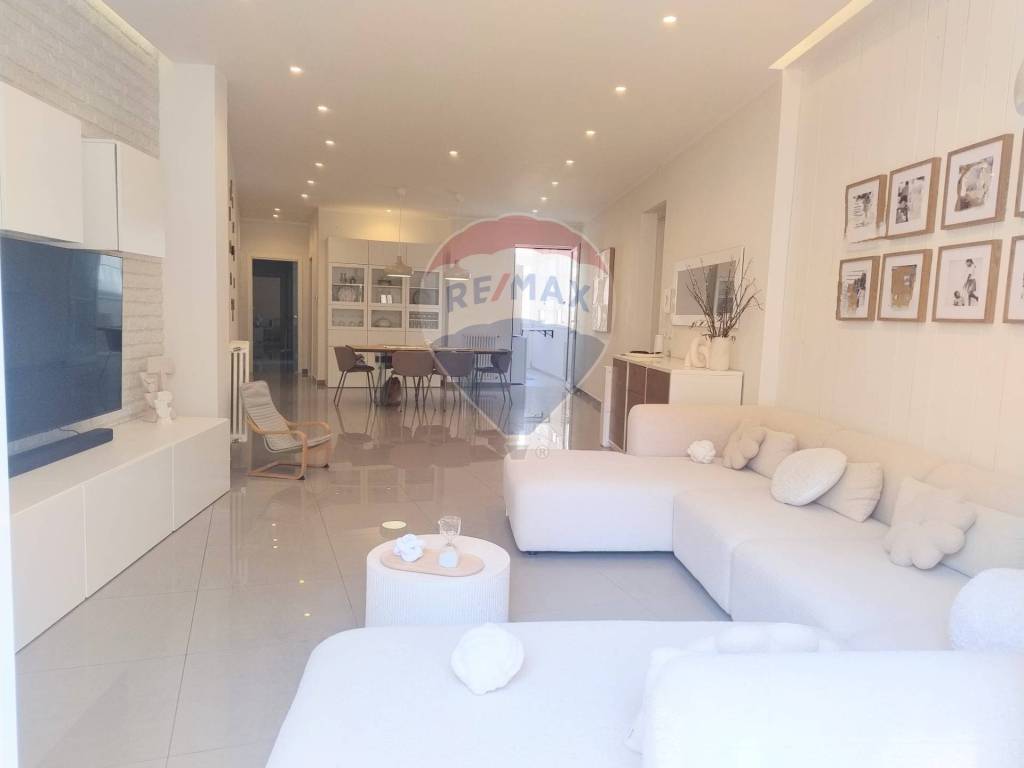 appartamento in vendita a Palermo in zona Zisa