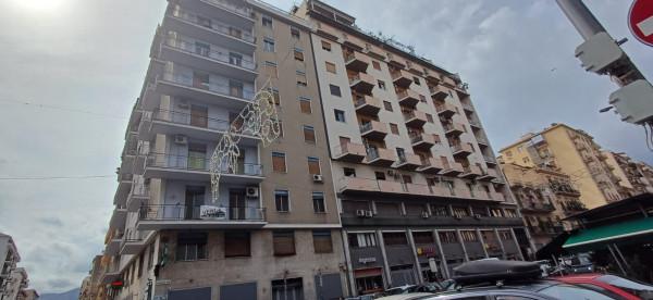 appartamento in vendita a Palermo in zona Malaspina/Palagonia