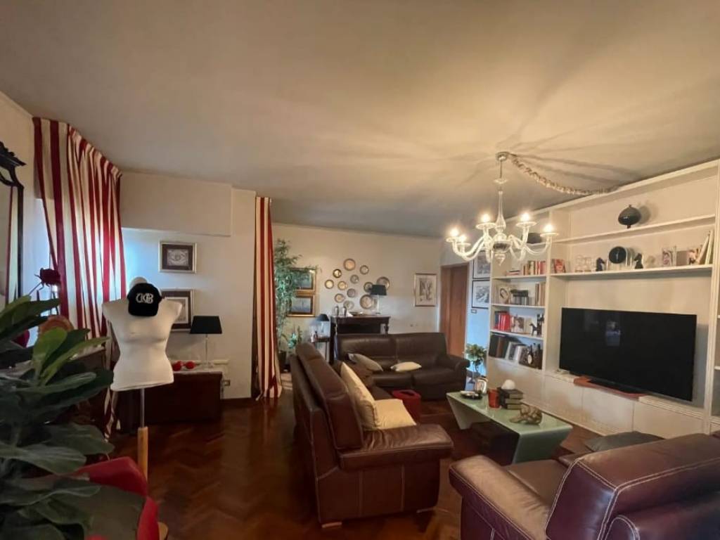 appartamento in vendita a Palermo in zona Uditore