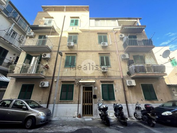 appartamento in vendita a Palermo in zona Altarello