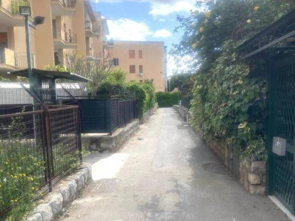 appartamento in vendita a Palermo in zona Baida