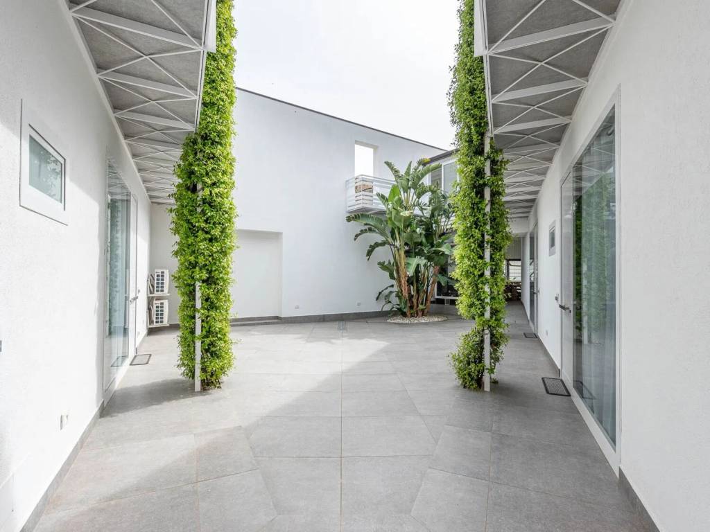 intera palazzina in vendita a Palermo in zona Tommaso Natale