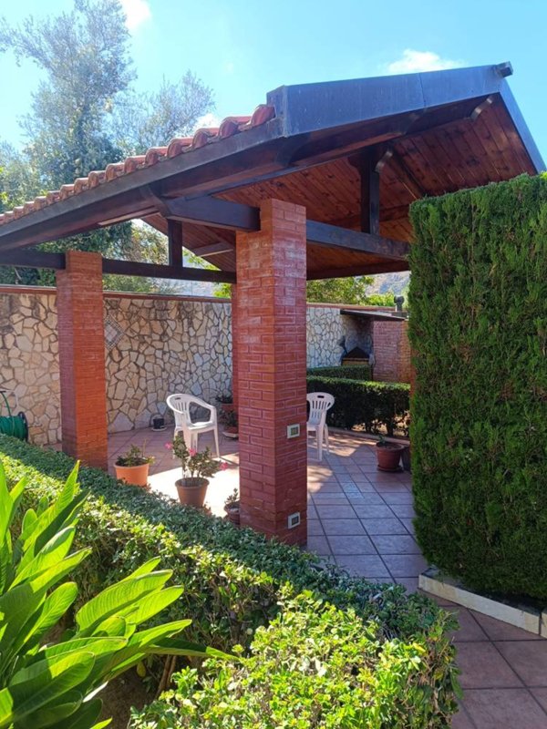 casa indipendente in vendita a Palermo in zona Cruillas