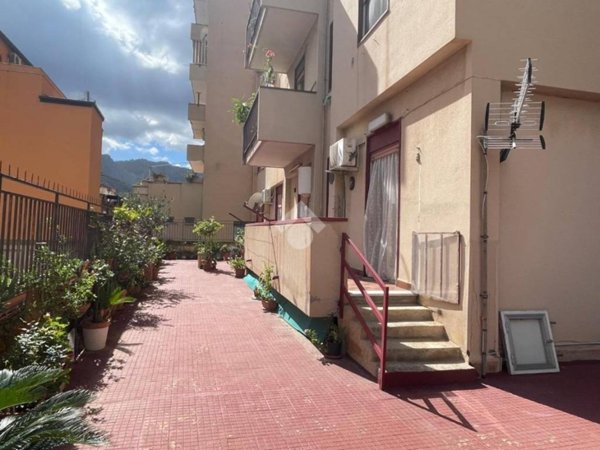 appartamento in vendita a Palermo in zona Settecannoli