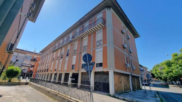 appartamento in vendita a Palermo in zona Montegrappa / Santa Rosalia