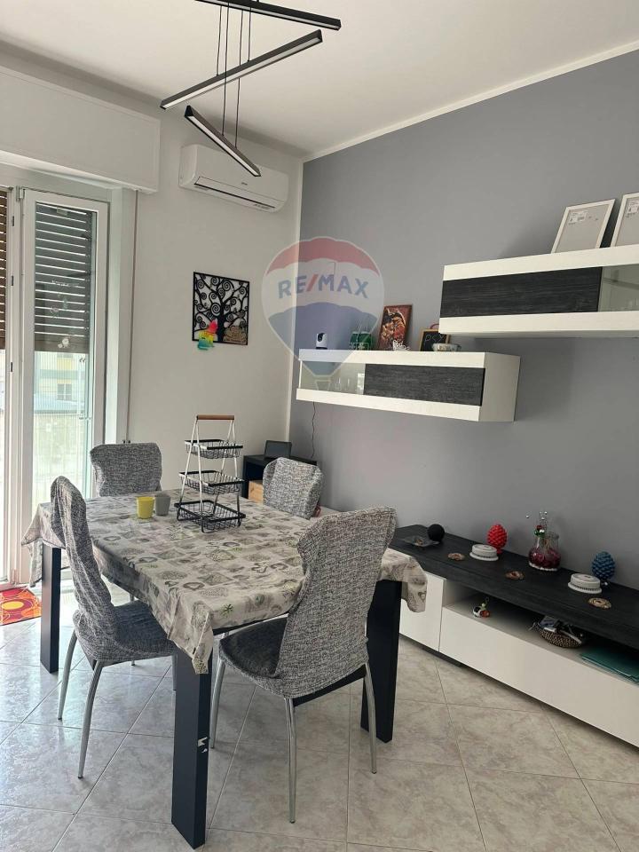 appartamento in vendita a Palermo in zona Zisa