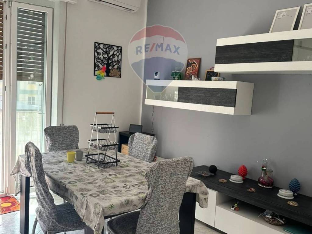 appartamento in vendita a Palermo in zona Zisa