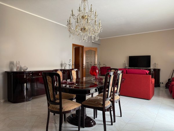 appartamento in vendita a Palermo in zona Chiavelli