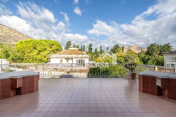 appartamento in vendita a Palermo in zona Sferracavallo