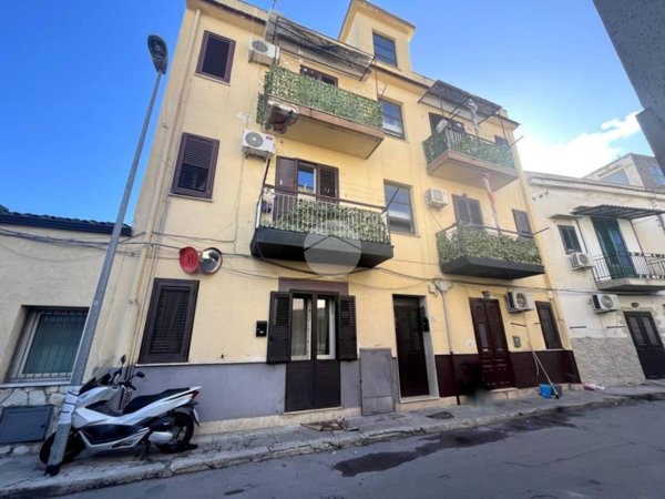 appartamento in vendita a Palermo in zona Altarello