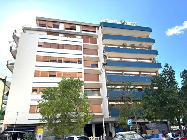 appartamento in vendita a Palermo in zona Libertà