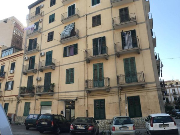 appartamento in vendita a Palermo in zona Oreto