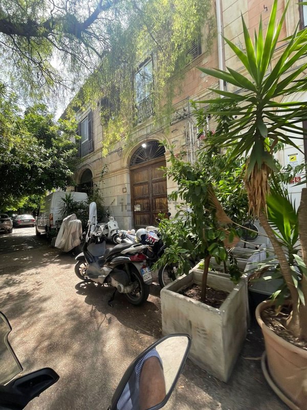 appartamento in vendita a Palermo in zona Libertà