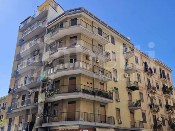 appartamento in vendita a Palermo in zona Montegrappa / Santa Rosalia