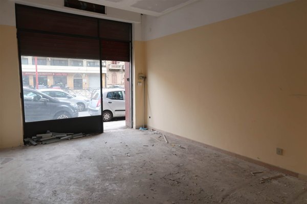 negozio in vendita a Palermo in zona Croceverde