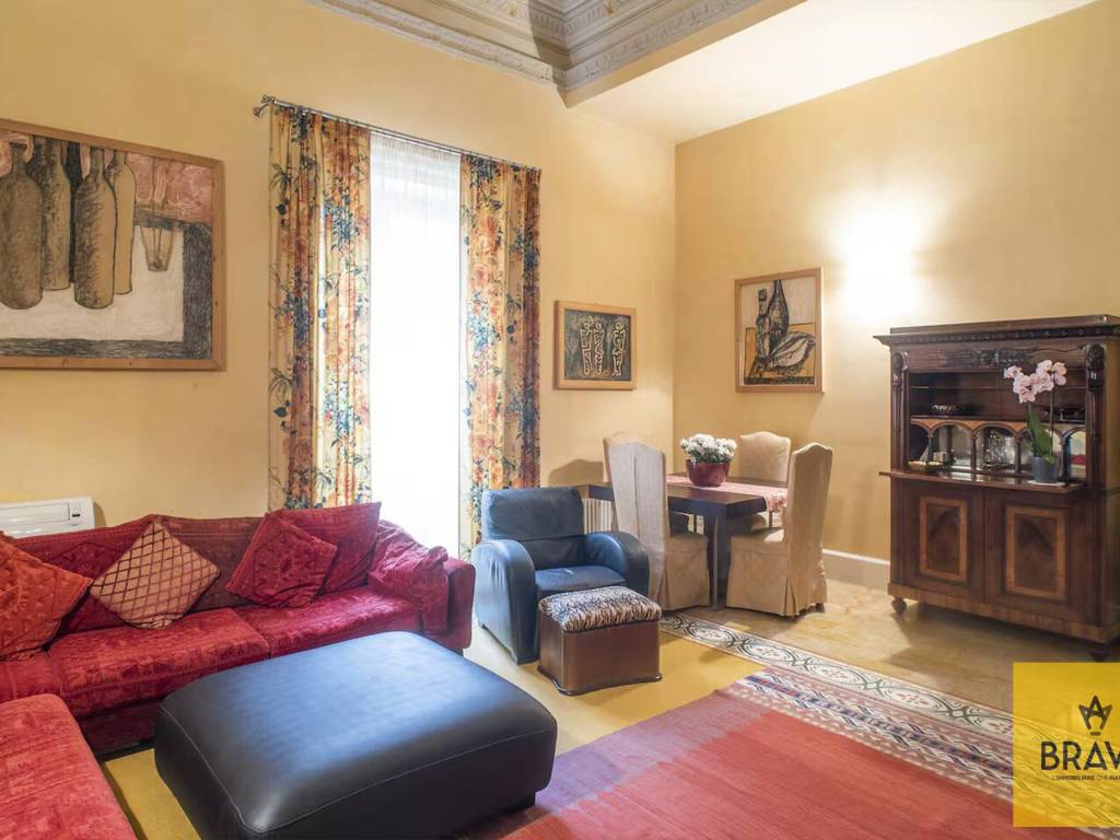 appartamento in vendita a Palermo in zona Politeama