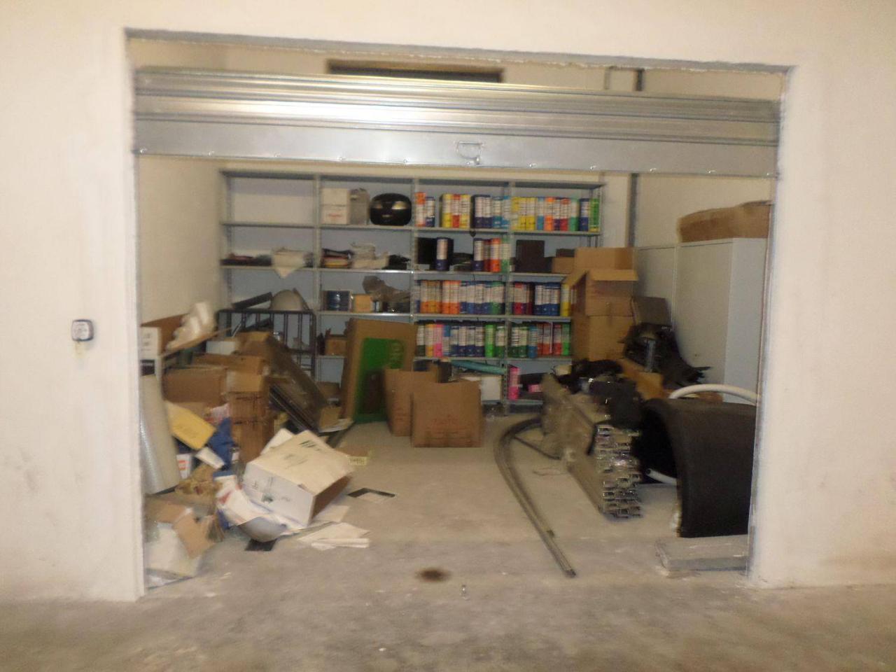 locale di sgombero in vendita a Palermo in zona Croceverde