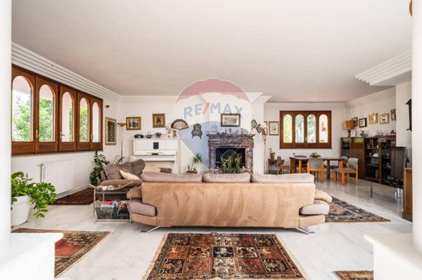 casa indipendente in vendita a Palermo in zona Tommaso Natale