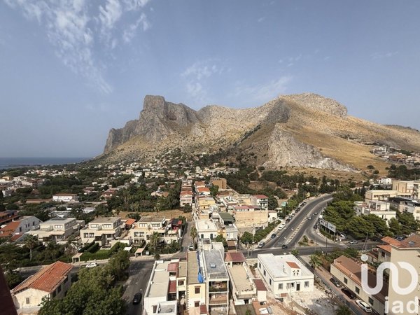 appartamento in vendita a Palermo in zona Sferracavallo