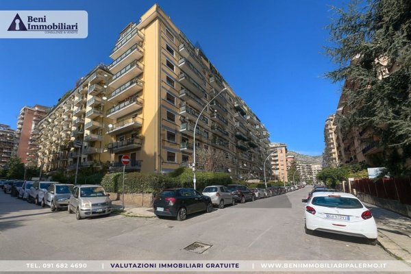 appartamento in vendita a Palermo in zona Resuttana