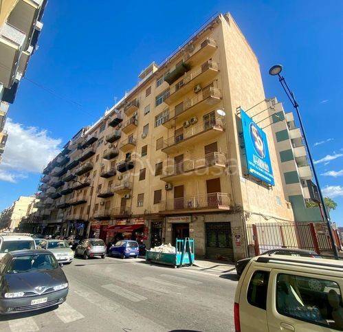 appartamento in vendita a Palermo in zona Oreto