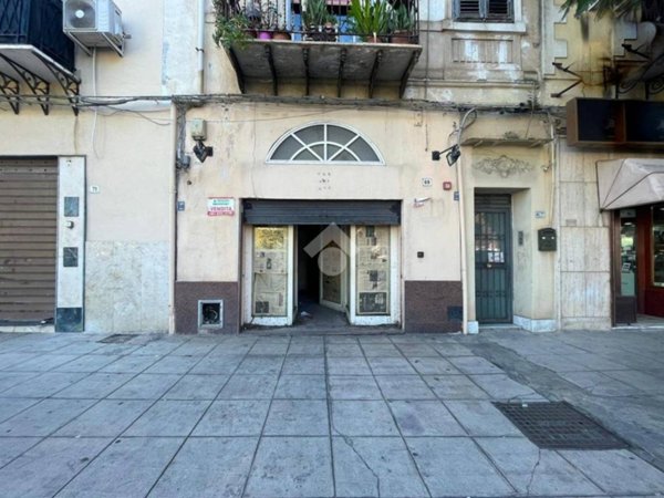 negozio in vendita a Palermo in zona Libertà