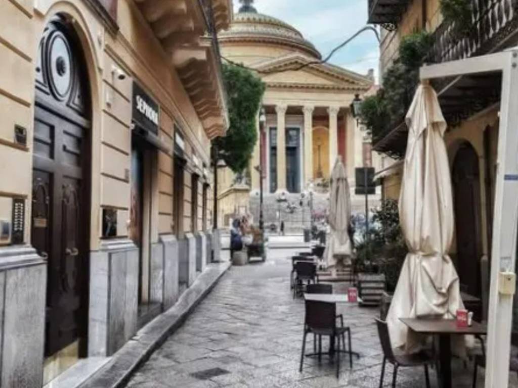 appartamento in vendita a Palermo in zona Centro storico