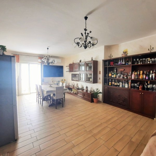 appartamento in vendita a Palermo in zona Uditore