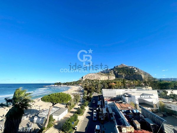appartamento in vendita a Palermo in zona Mondello