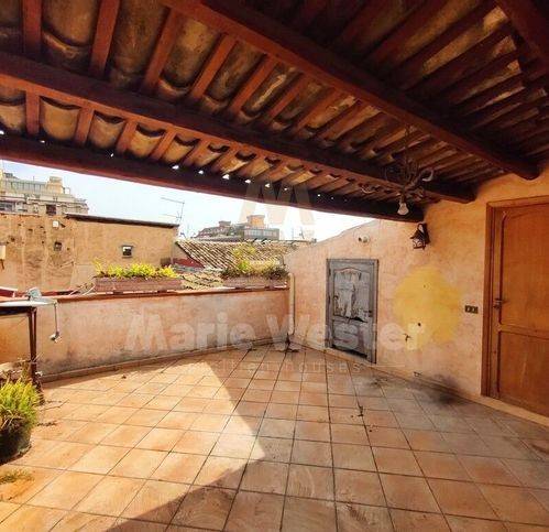 appartamento in vendita a Palermo in zona Libertà