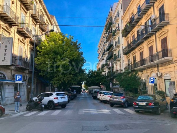 locale commerciale in vendita a Palermo