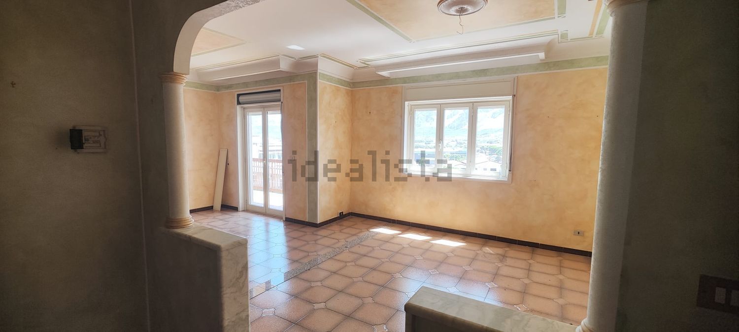 appartamento in vendita a Palermo in zona Roccella
